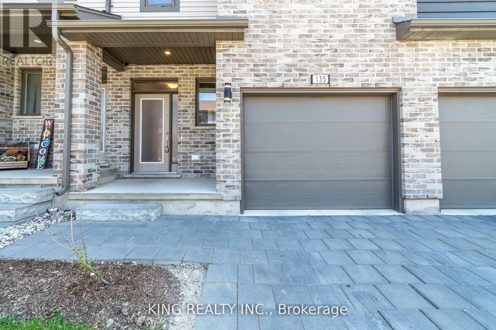 135 - 1960 Dalmagarry Road E, London North, ON - Outdoor