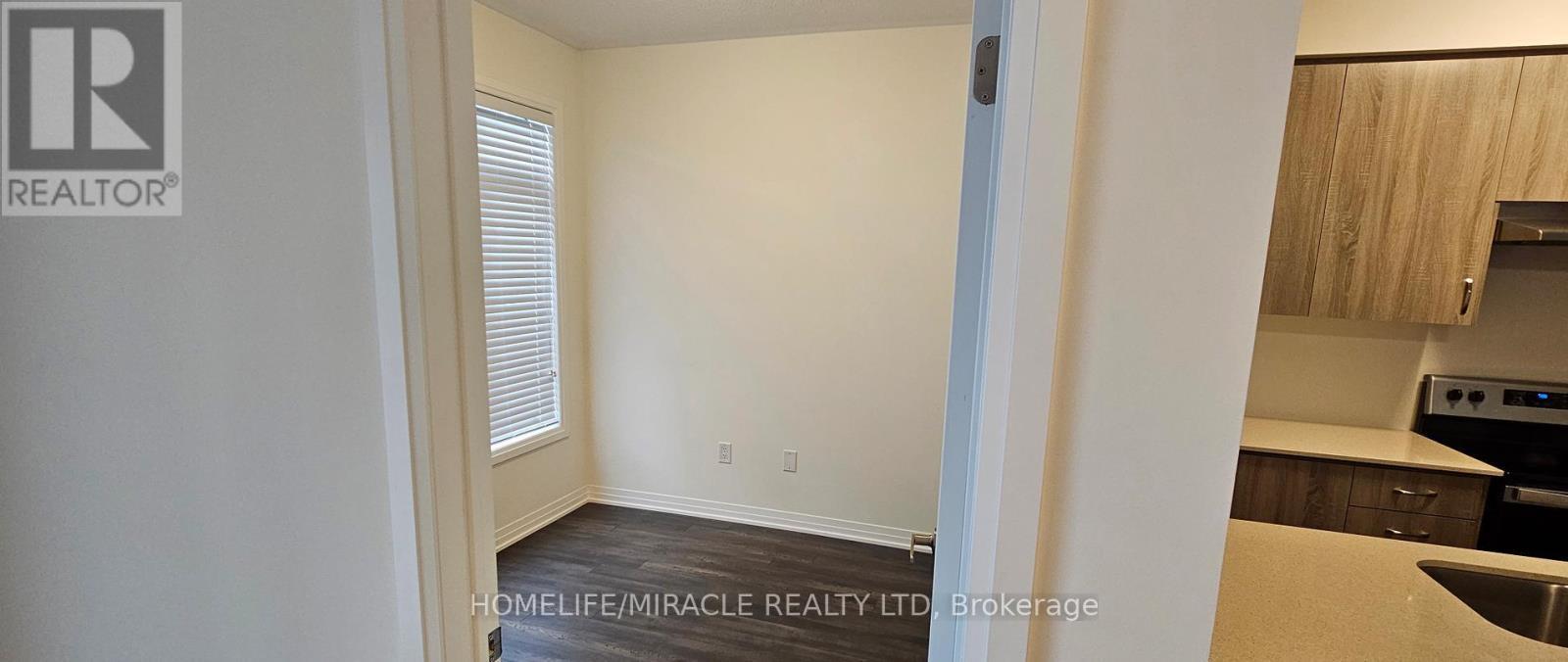 914 - 585 Colborne Street, Brantford, ON - Indoor