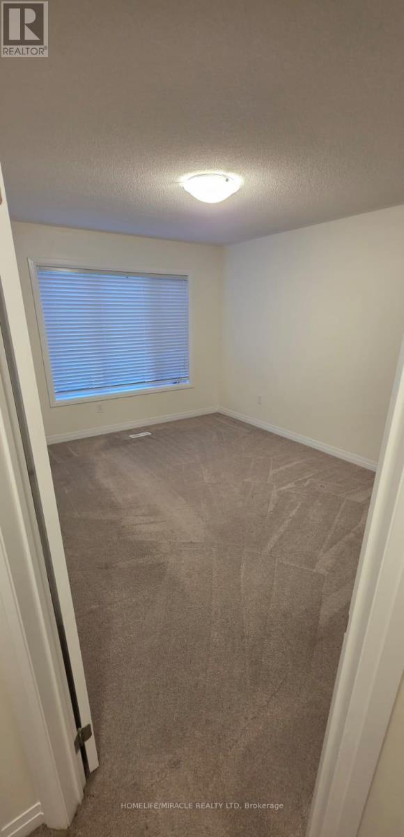 914 - 585 Colborne Street, Brantford, ON - Indoor Photo Showing Other Room