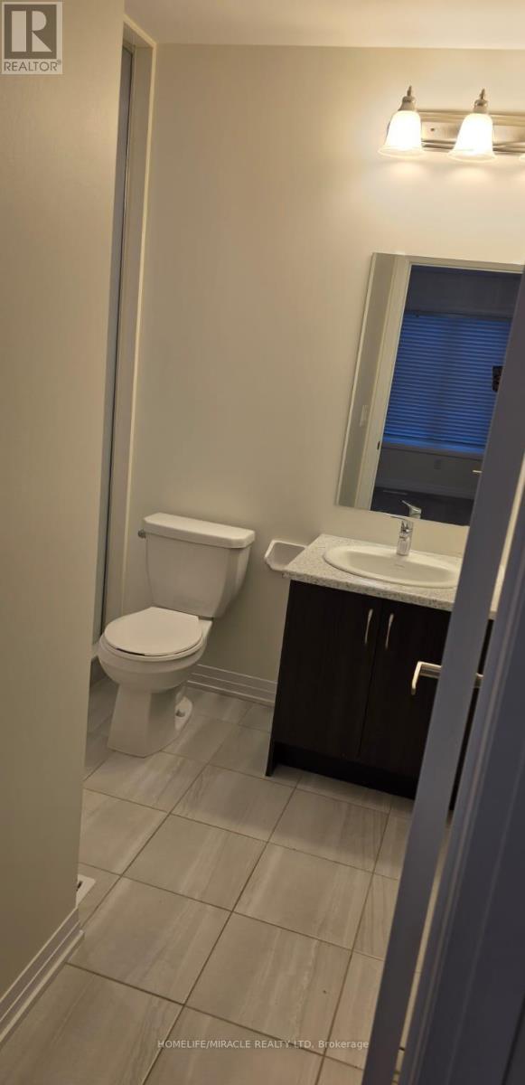 914 - 585 Colborne Street, Brantford, ON - Indoor Photo Showing Bathroom
