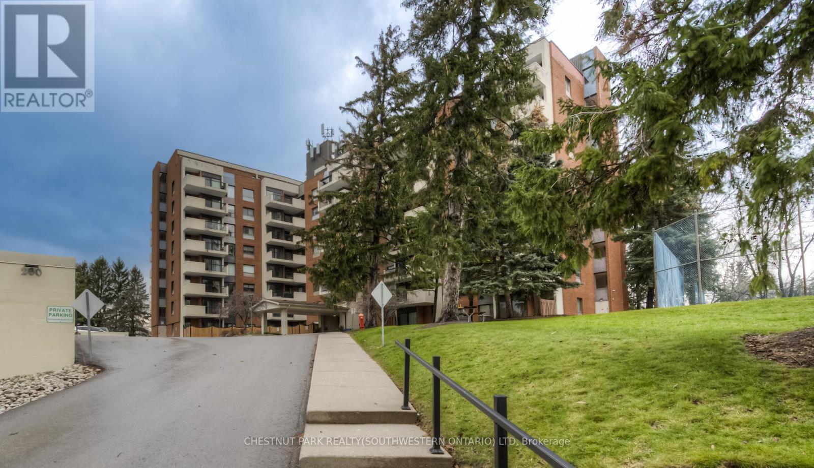 507 - 260 Sheldon Avenue N, Kitchener, ON - Outdoor With Facade