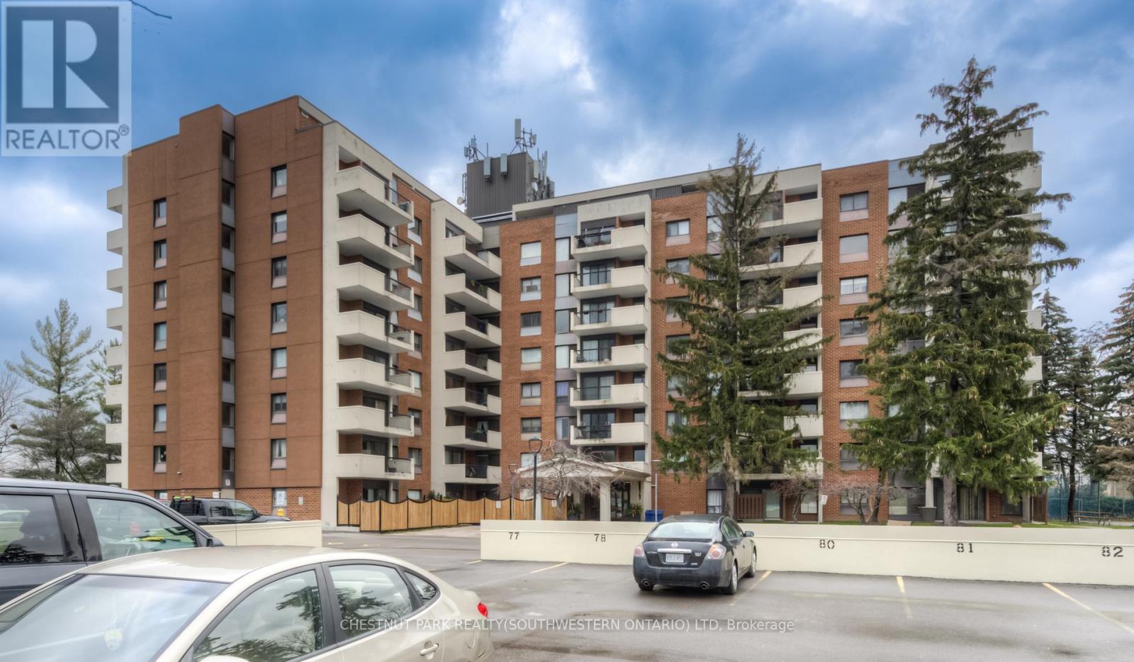 507 - 260 Sheldon Avenue N, Kitchener, ON - Outdoor With Balcony With Facade