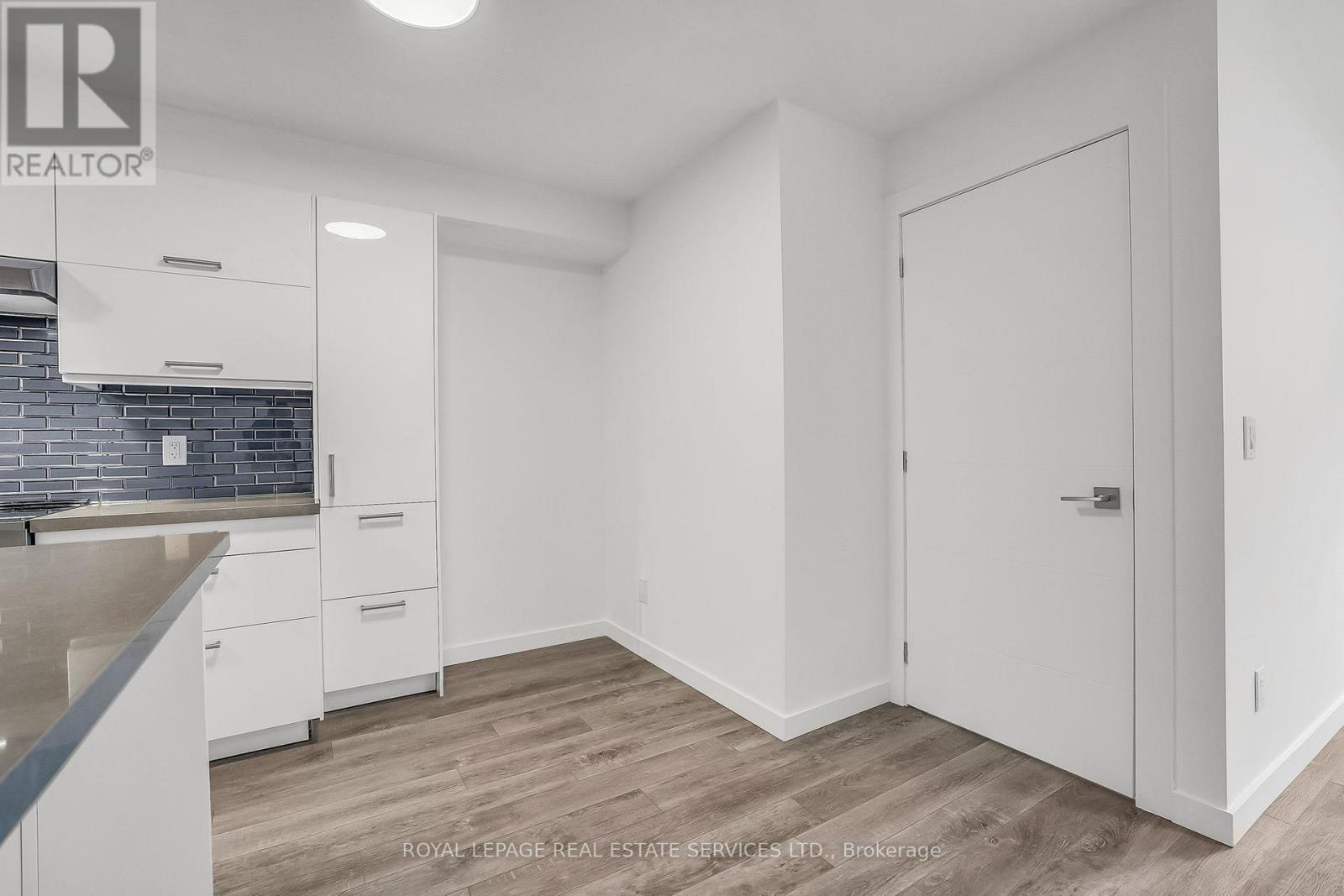 A - 439 Winona Drive, Toronto, ON - Indoor Photo Showing Kitchen