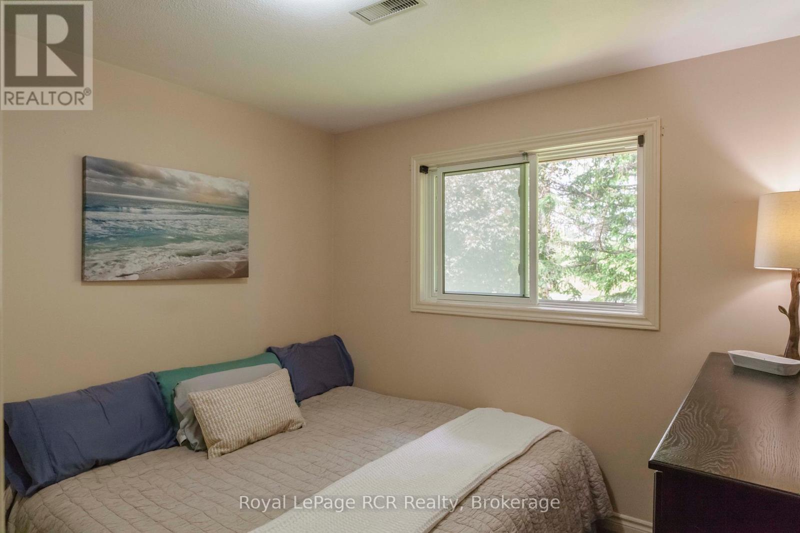 202122 21 Highway, Georgian Bluffs, ON