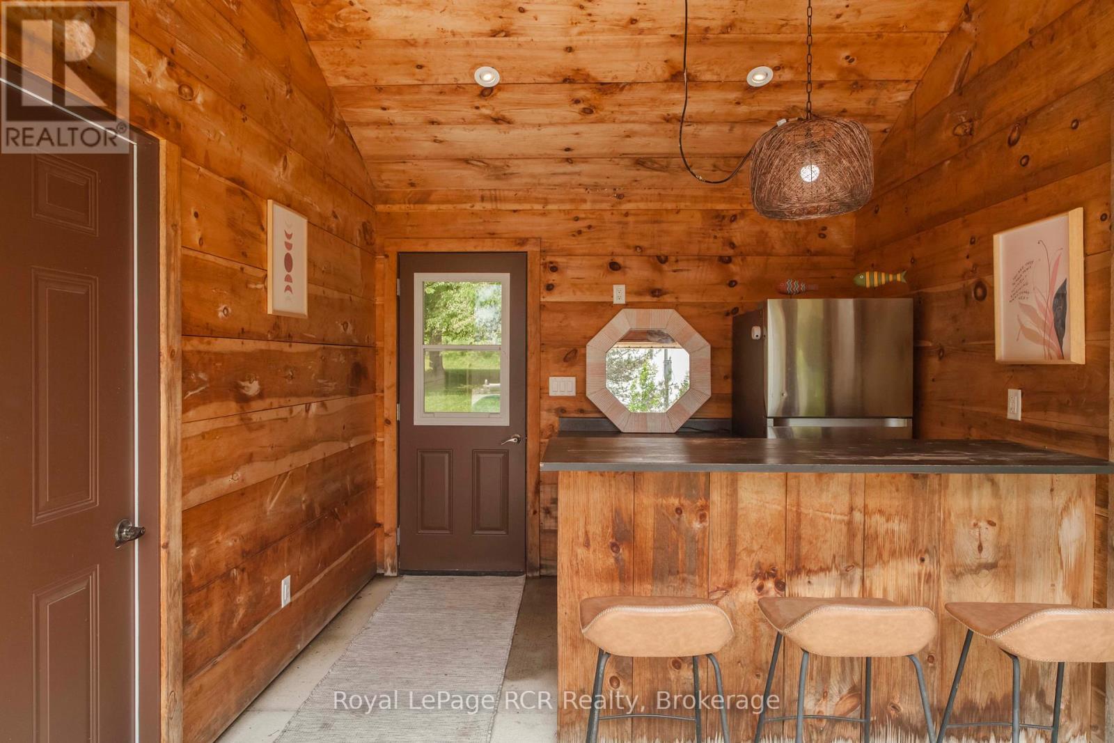 202122 21 Highway, Georgian Bluffs, ON