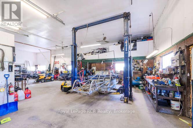 202122 21 Highway, Georgian Bluffs, ON