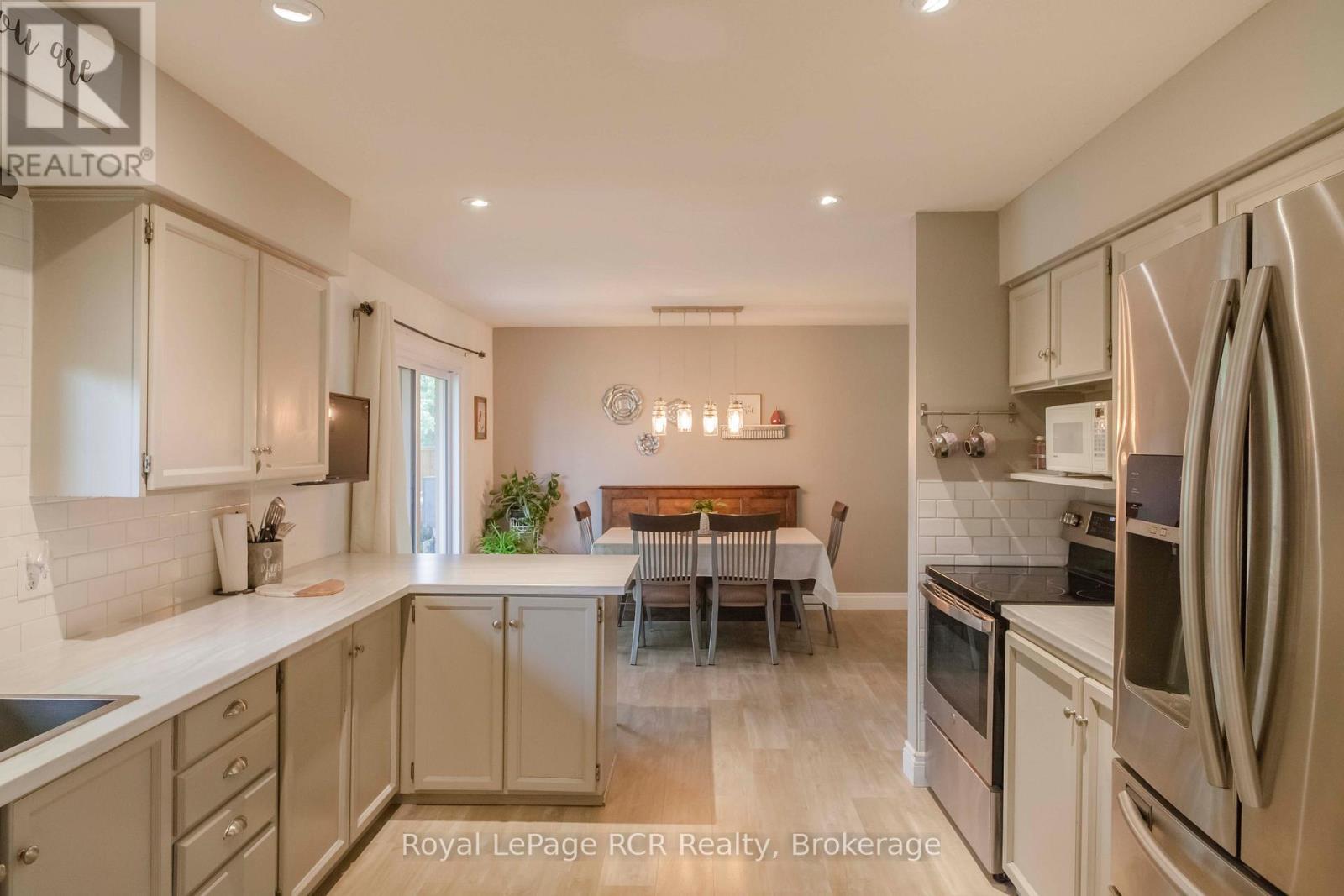 202122 21 Highway, Georgian Bluffs, ON