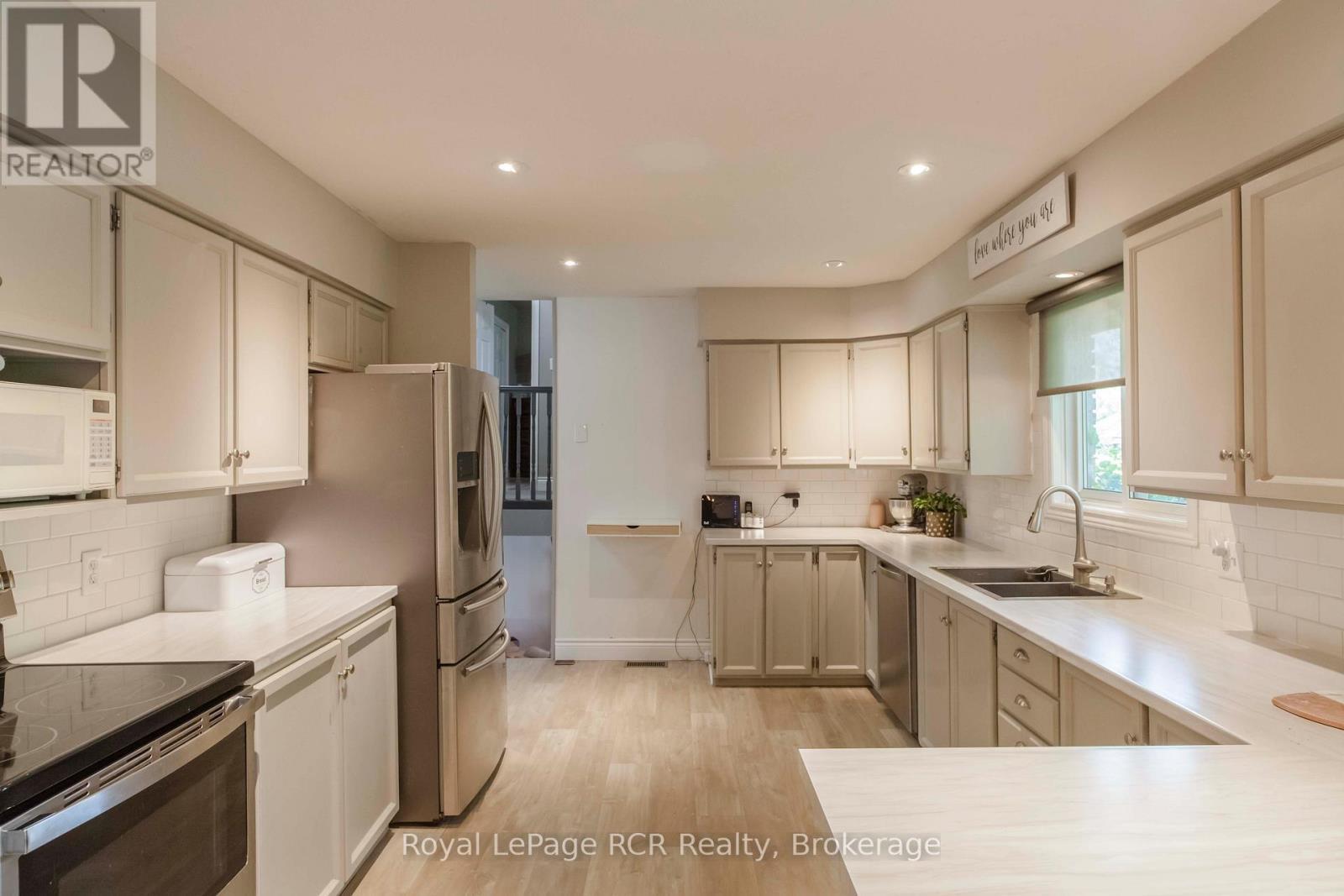 202122 21 Highway, Georgian Bluffs, ON