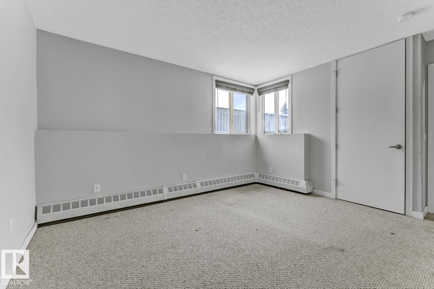 #108 14808 26 St Nw, Edmonton, AB - Indoor Photo Showing Other Room