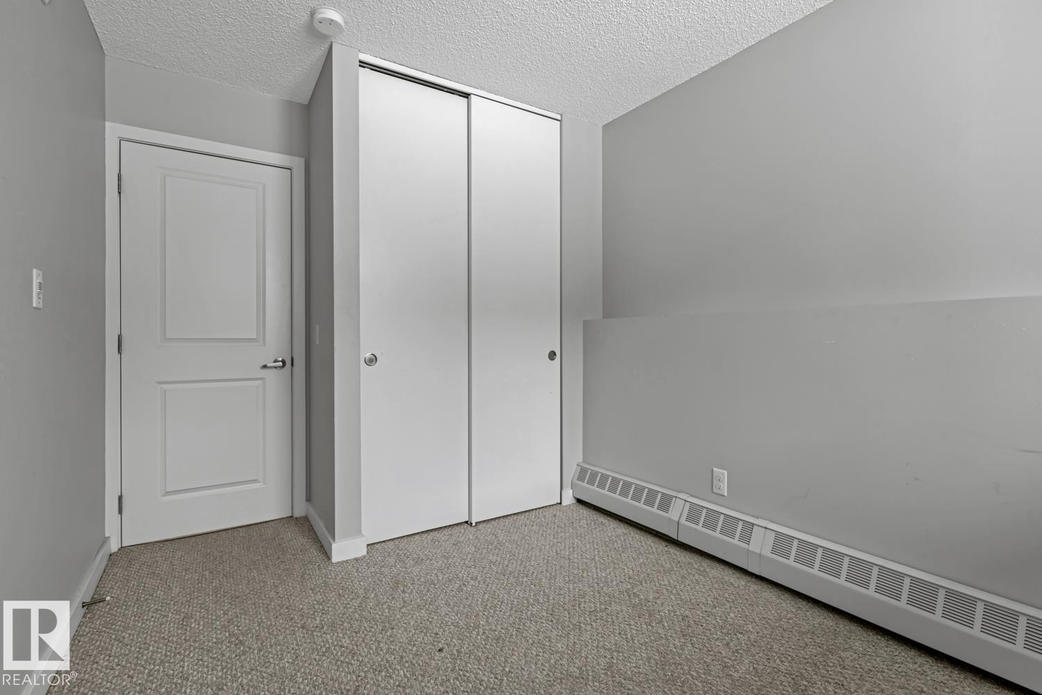 #108 14808 26 St Nw, Edmonton, AB - Indoor Photo Showing Other Room