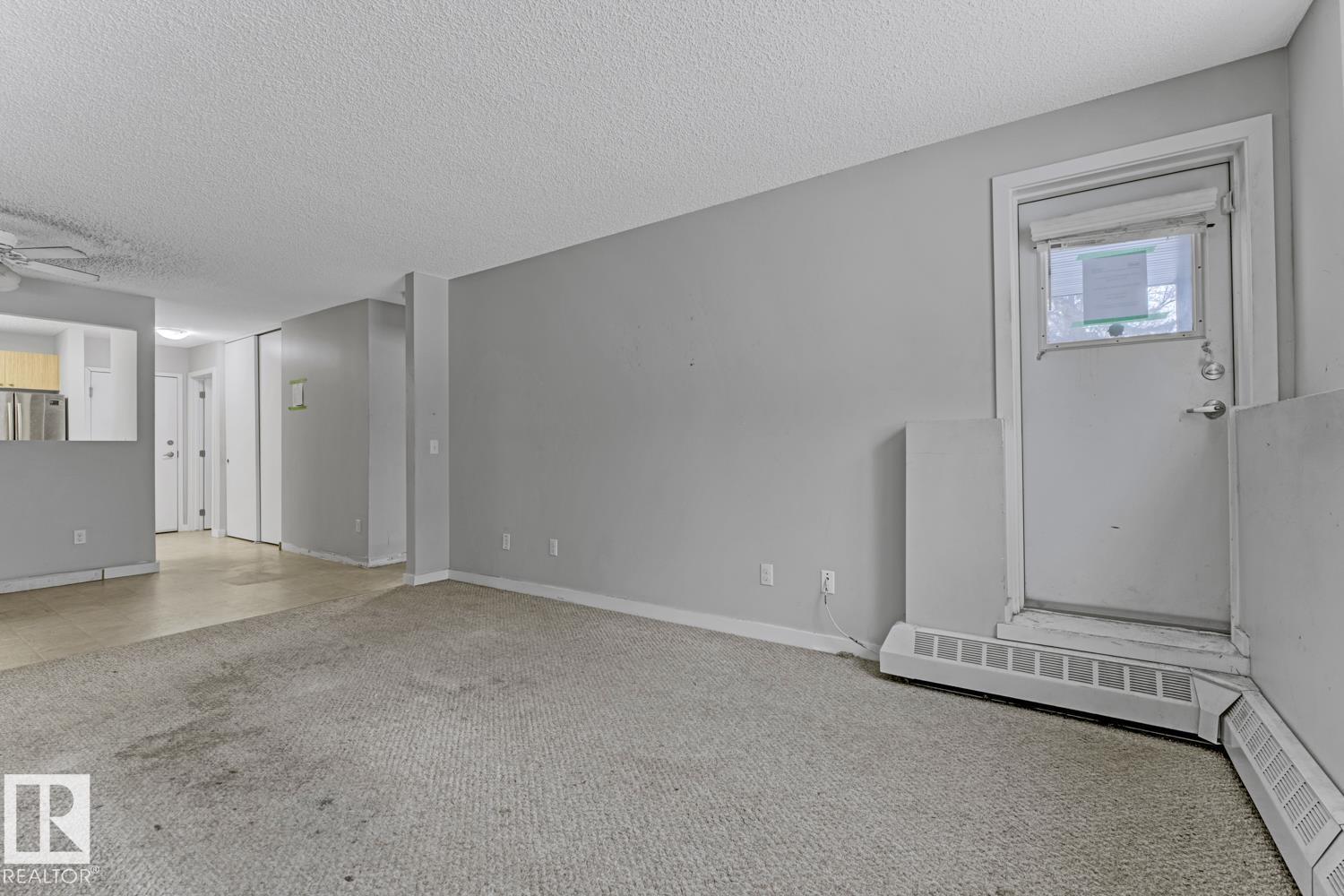 #108 14808 26 St Nw, Edmonton, AB - Indoor Photo Showing Other Room