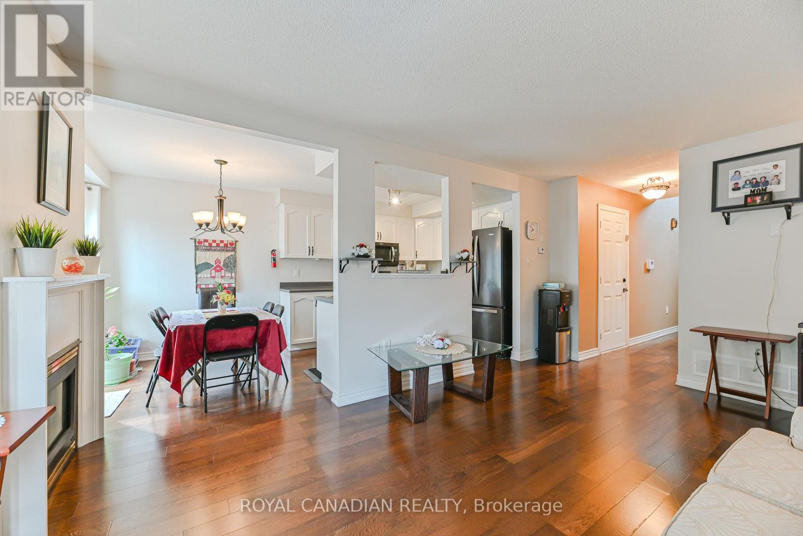 53 - 311 Highway 8, Hamilton, ON - Indoor Photo Showing Living Room With Fireplace