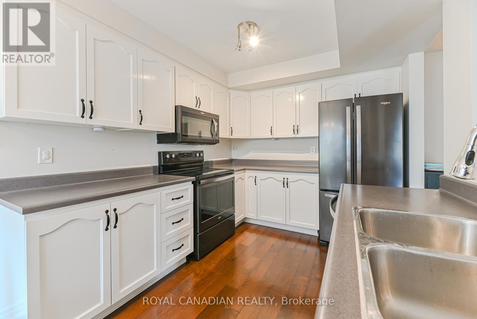 53 - 311 Highway 8, Hamilton, ON - Indoor Photo Showing Kitchen With Double Sink