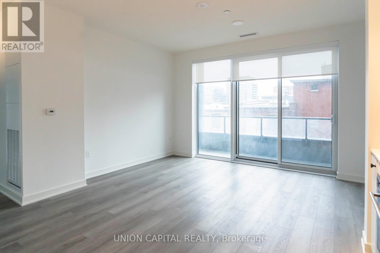 507 - 9 Tecumseth Street, Toronto, ON - Indoor Photo Showing Other Room