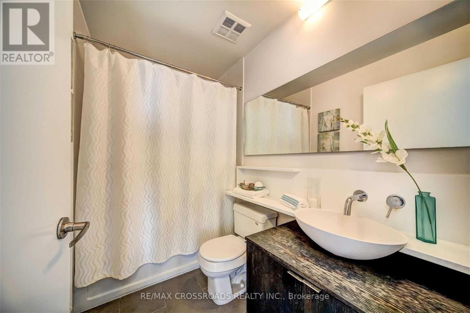 4712 - 15 Fort York Boulevard, Toronto, ON - Indoor Photo Showing Bathroom