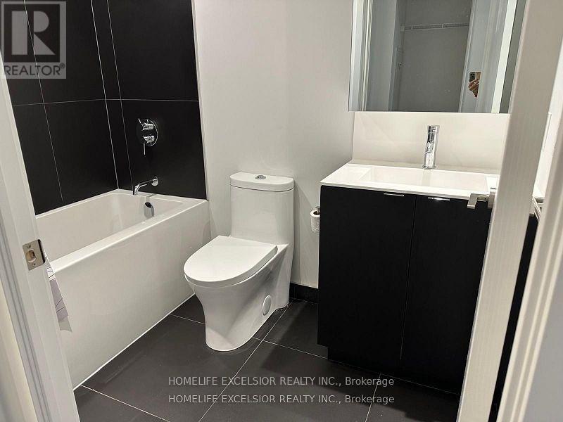 1112 - 20 Edward Street, Toronto, ON - Indoor Photo Showing Bathroom