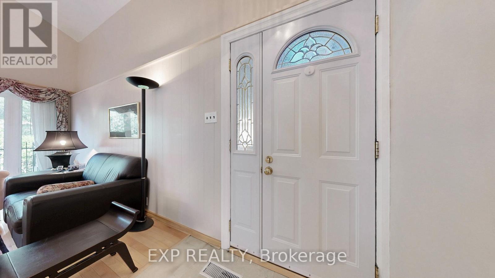 6 Abbottswood Road, Toronto, ON - Indoor Photo Showing Other Room