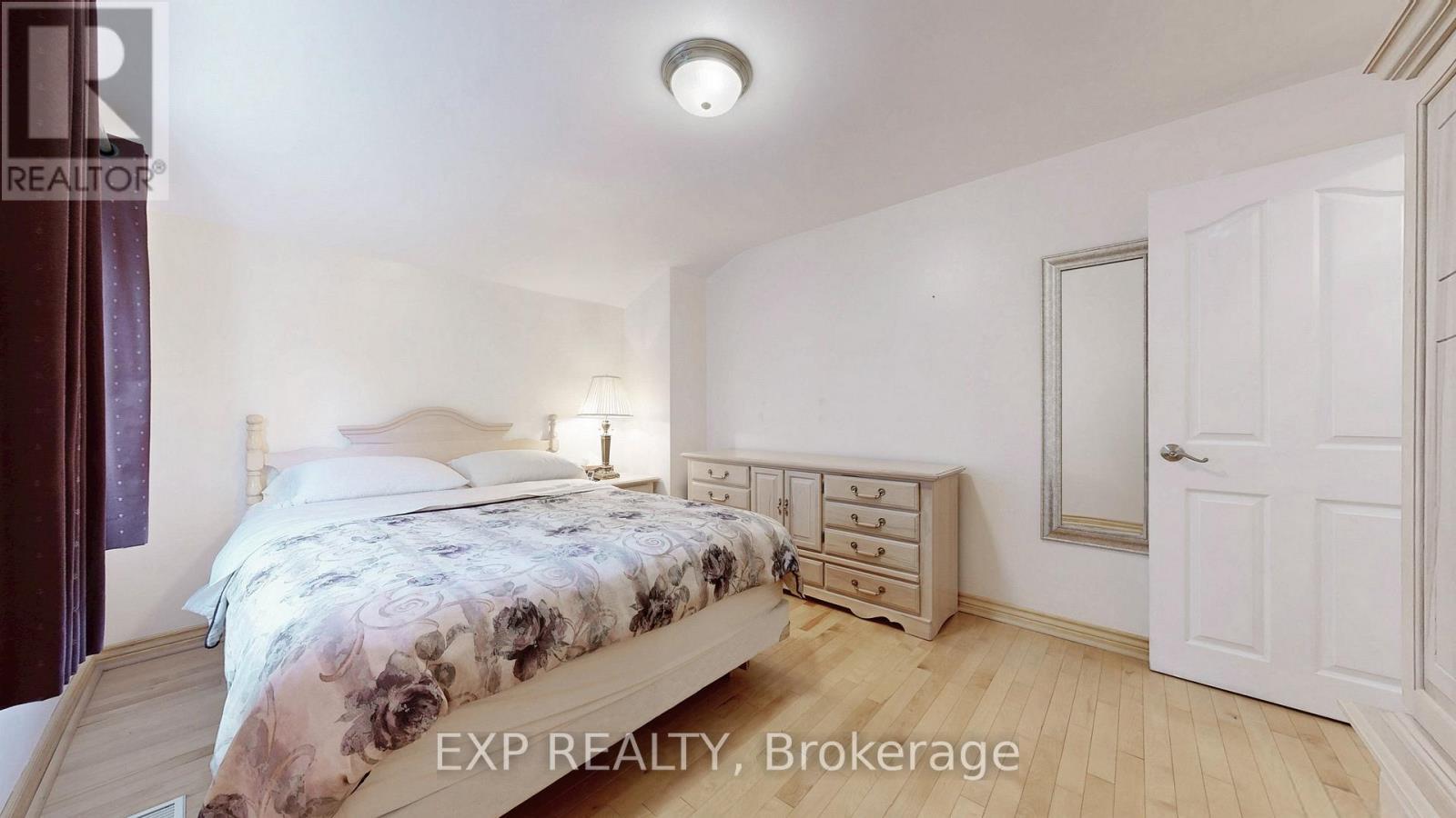 6 Abbottswood Road, Toronto, ON - Indoor Photo Showing Bedroom