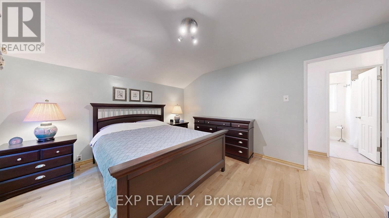 6 Abbottswood Road, Toronto, ON - Indoor Photo Showing Bedroom