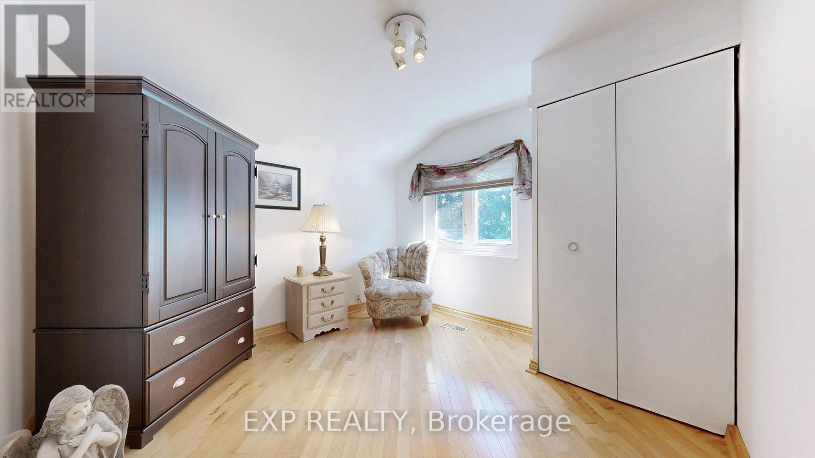 6 Abbottswood Road, Toronto, ON - Indoor