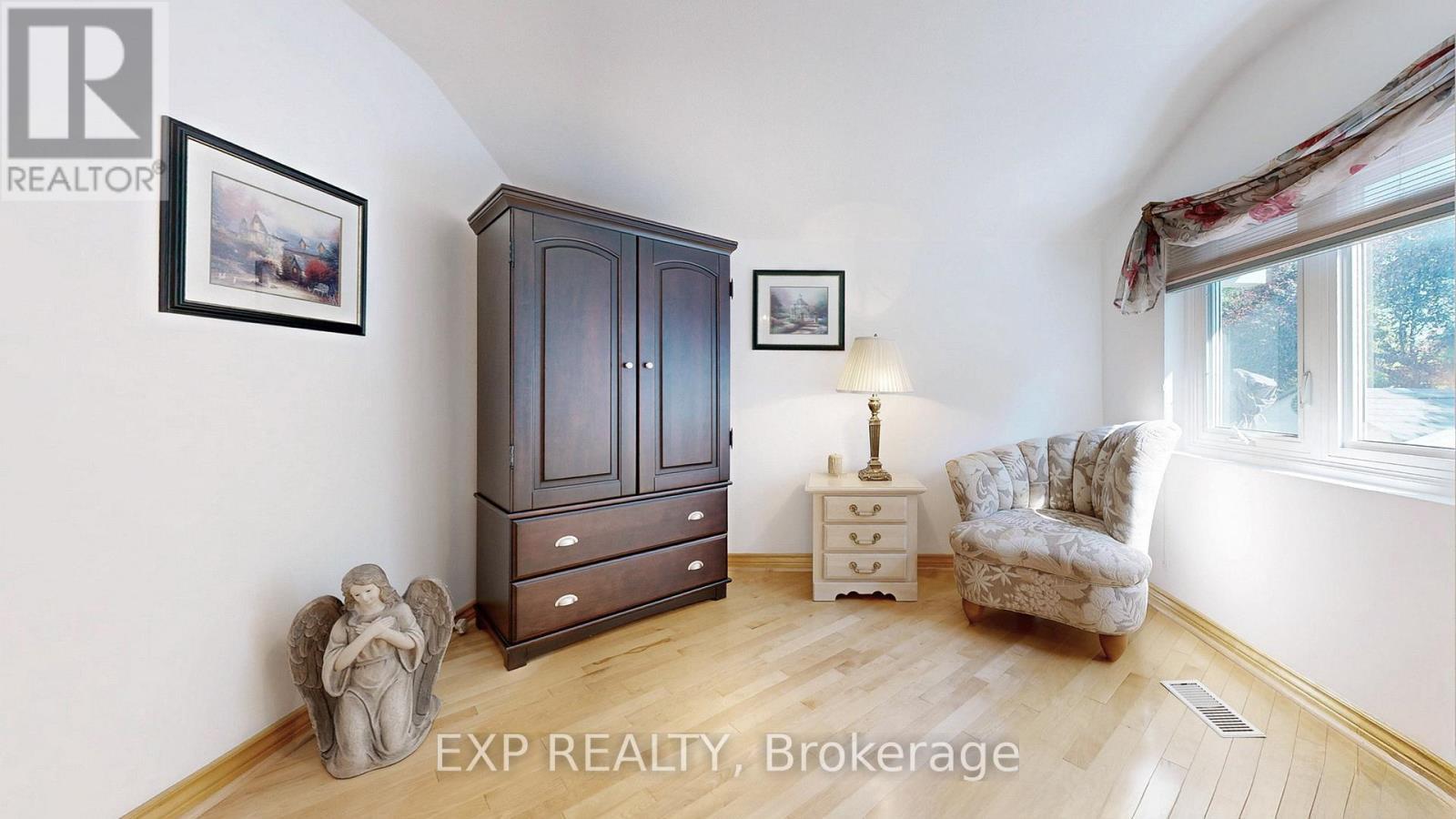 6 Abbottswood Road, Toronto, ON - Indoor