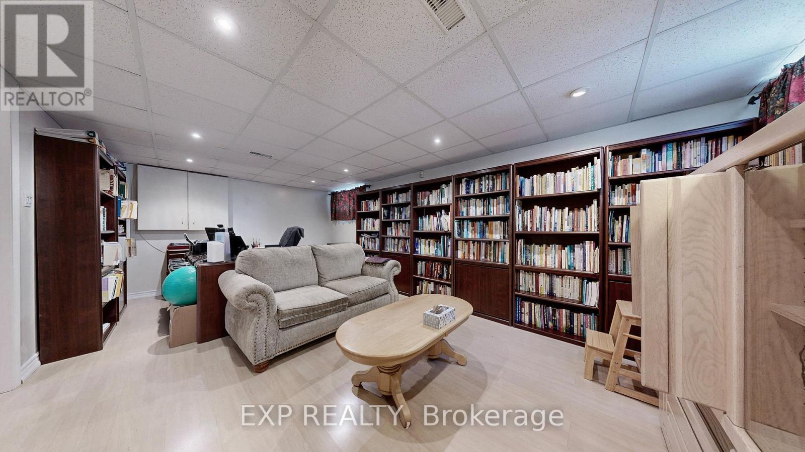 6 Abbottswood Road, Toronto, ON - Indoor