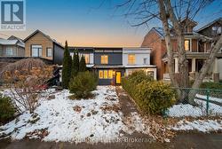 56 ARUNDEL AVENUE Toronto, ON M4K 3A4