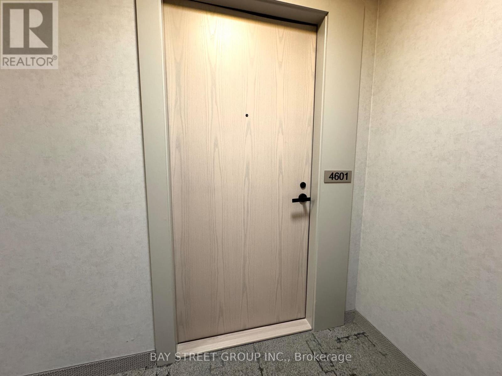 4601 - 8 Interchange Way, Vaughan, ON - Indoor Photo Showing Other Room