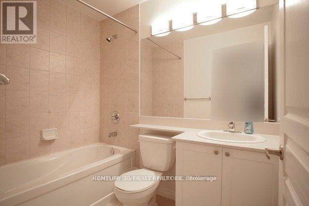 Ph 3605 - 3525 Kariya Drive, Mississauga, ON - Indoor Photo Showing Bathroom