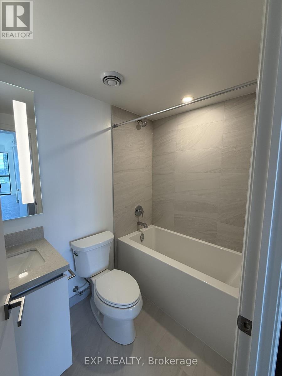 4407 - 4015 The Exchange Street, Mississauga, ON - Indoor Photo Showing Bathroom