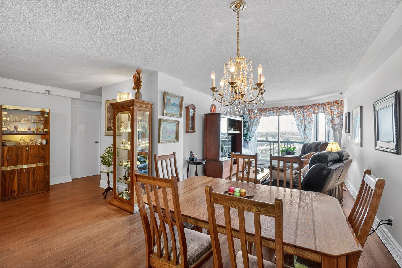 Dining room - 702-160 Ch. De La Rive-Boisée, Montréal (Pierrefonds-Roxboro), QC - Indoor Photo Showing Dining Room