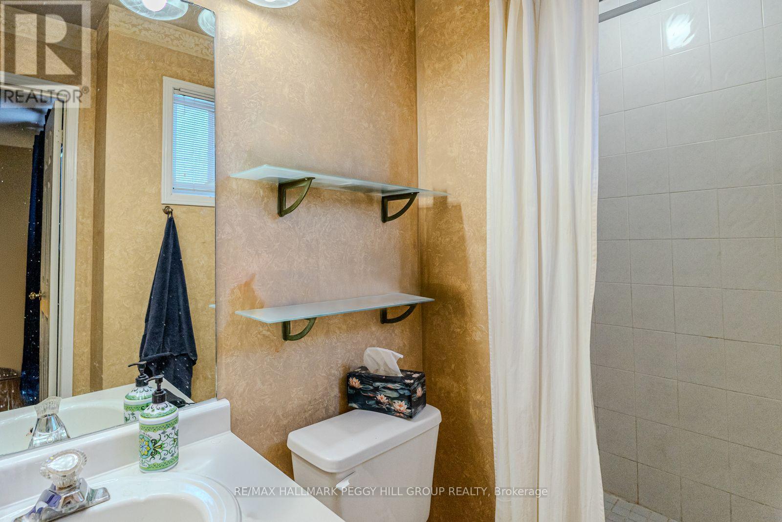1974 Craig Road, Innisfil, ON - Indoor Photo Showing Bathroom
