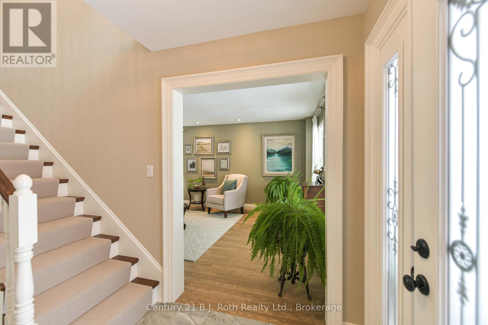 3255 10 Line N, Oro-Medonte, ON - Indoor Photo Showing Other Room