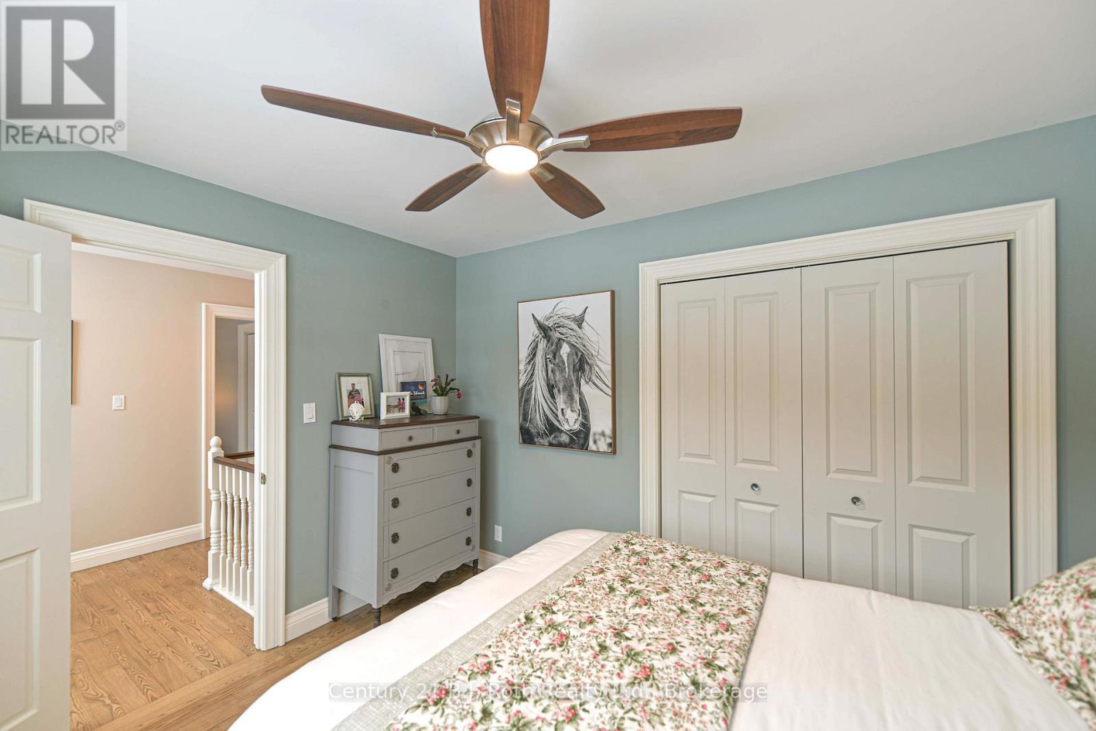 3255 10 Line N, Oro-Medonte, ON - Indoor Photo Showing Bedroom