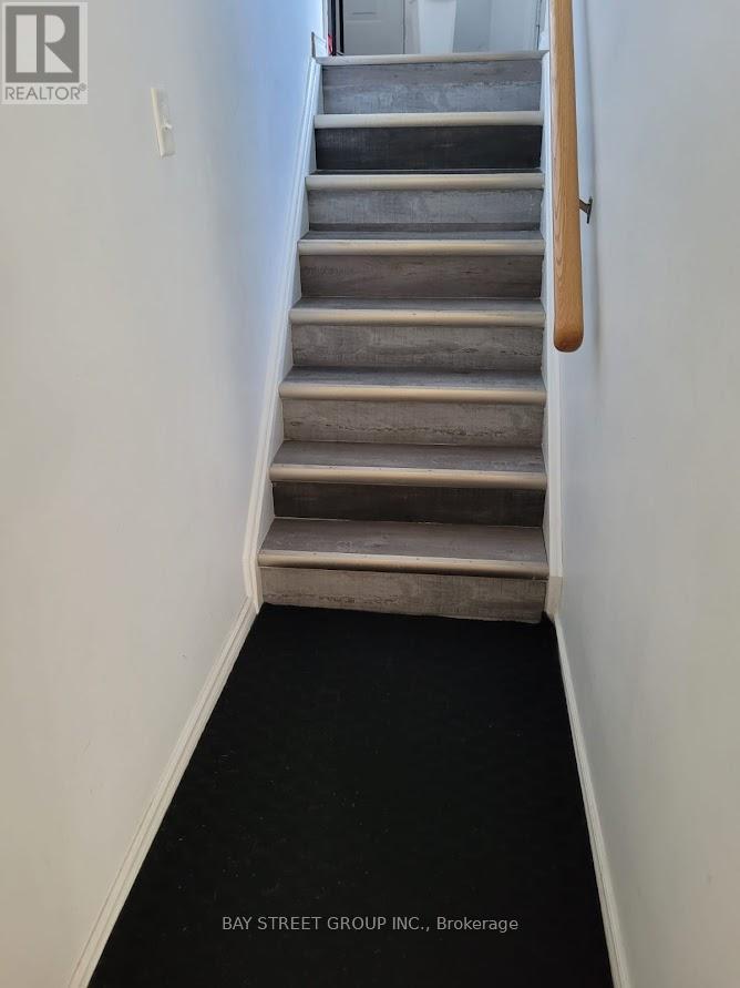 197 Hanmer Street E, Barrie, ON - Indoor Photo Showing Other Room