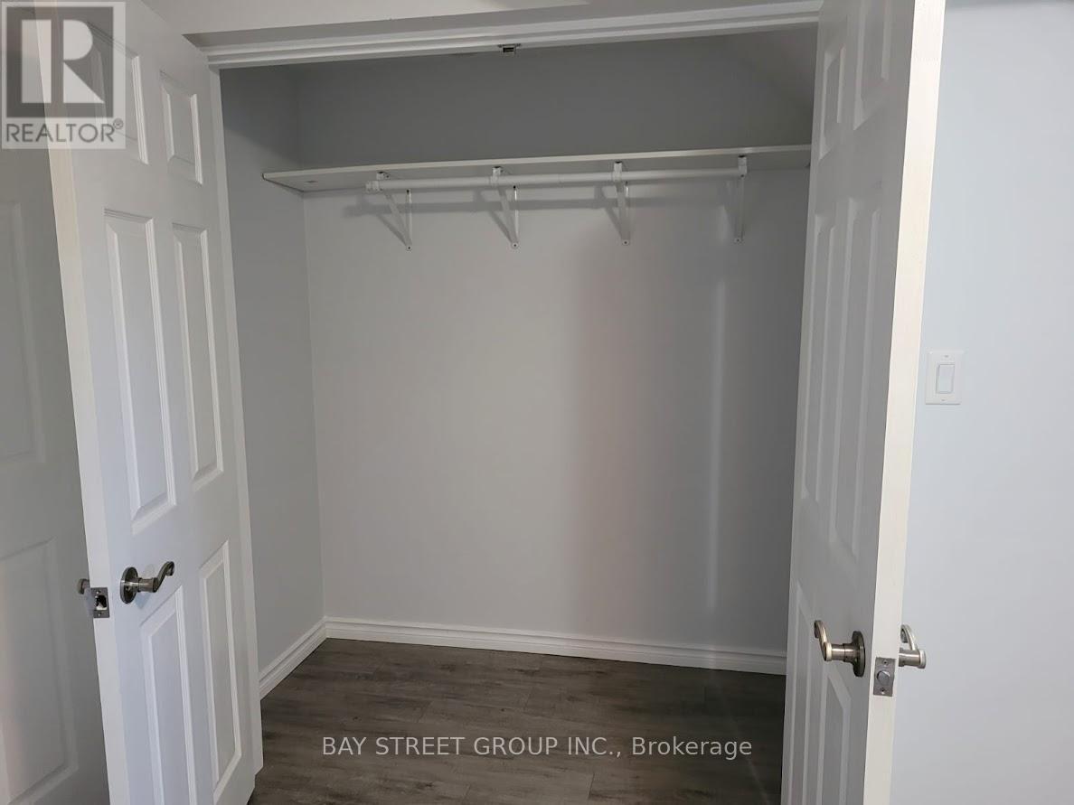 197 Hanmer Street E, Barrie, ON - Indoor With Storage