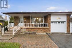 1485 ONEIDA COURT Oshawa (Samac), ON L1G 4M7