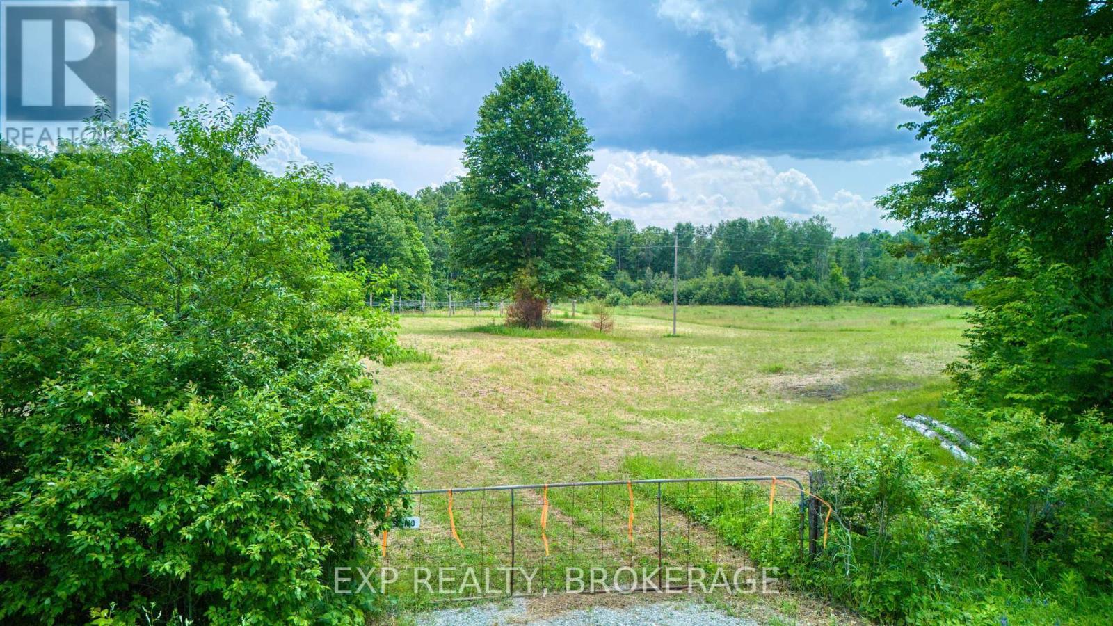 2260 Fifth Lake Road, Frontenac (Frontenac Centre), ON