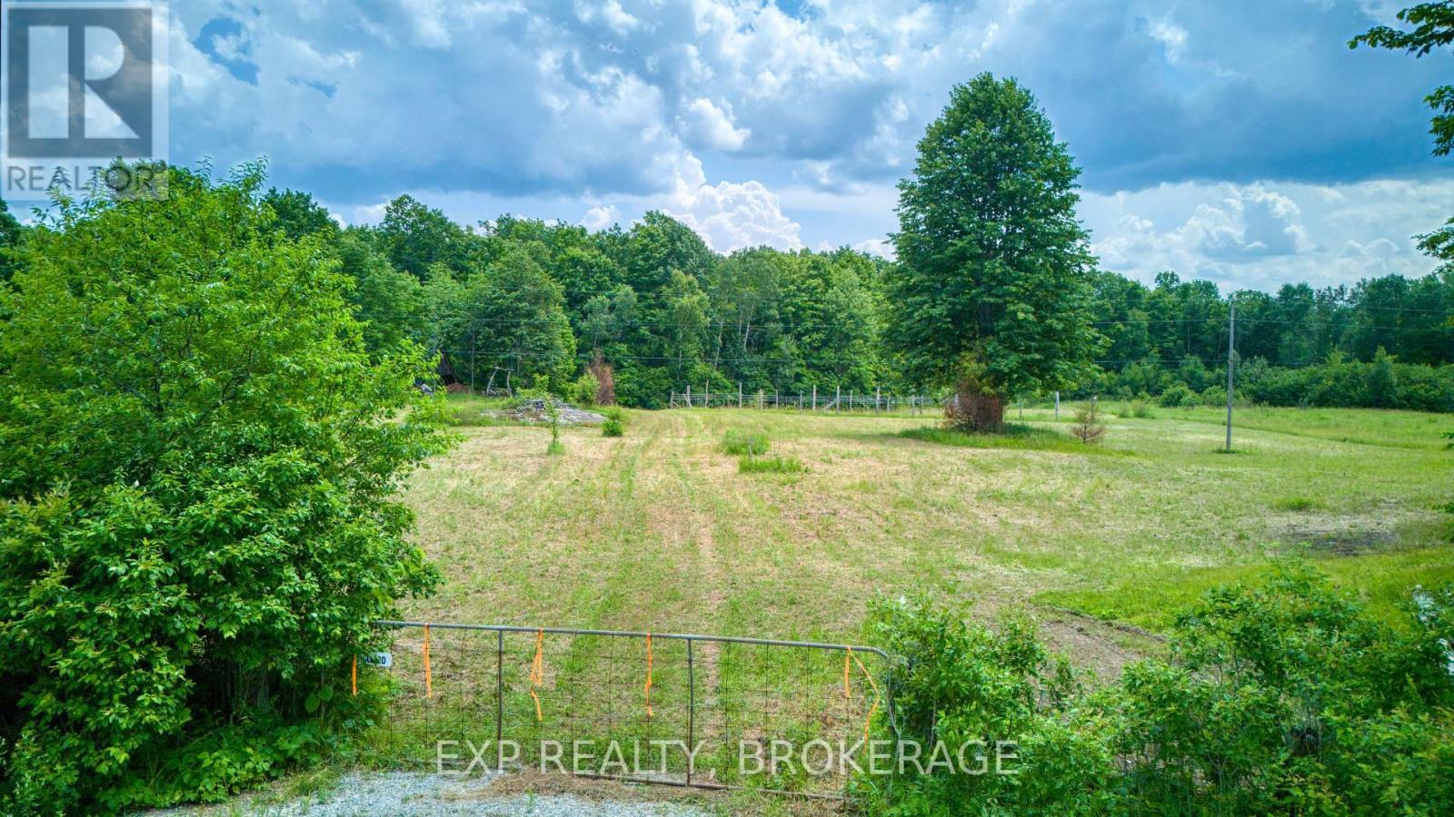 2260 Fifth Lake Road, Frontenac (Frontenac Centre), ON