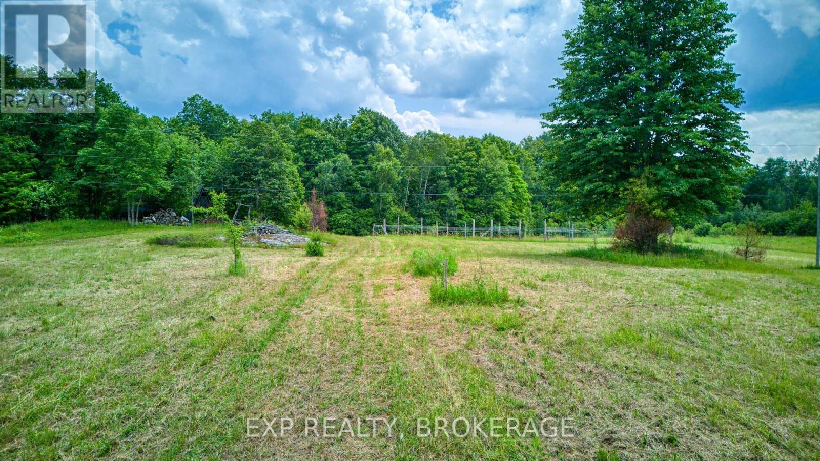 2260 Fifth Lake Road, Frontenac (Frontenac Centre), ON