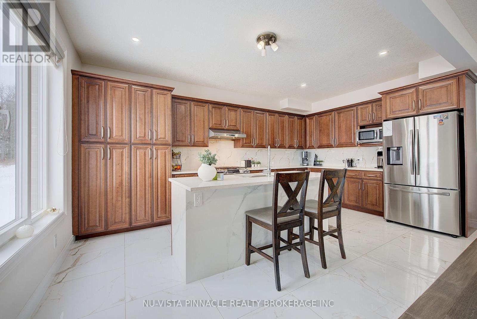 2232 Tripp Drive, London South (South V), ON - Indoor Photo Showing Kitchen