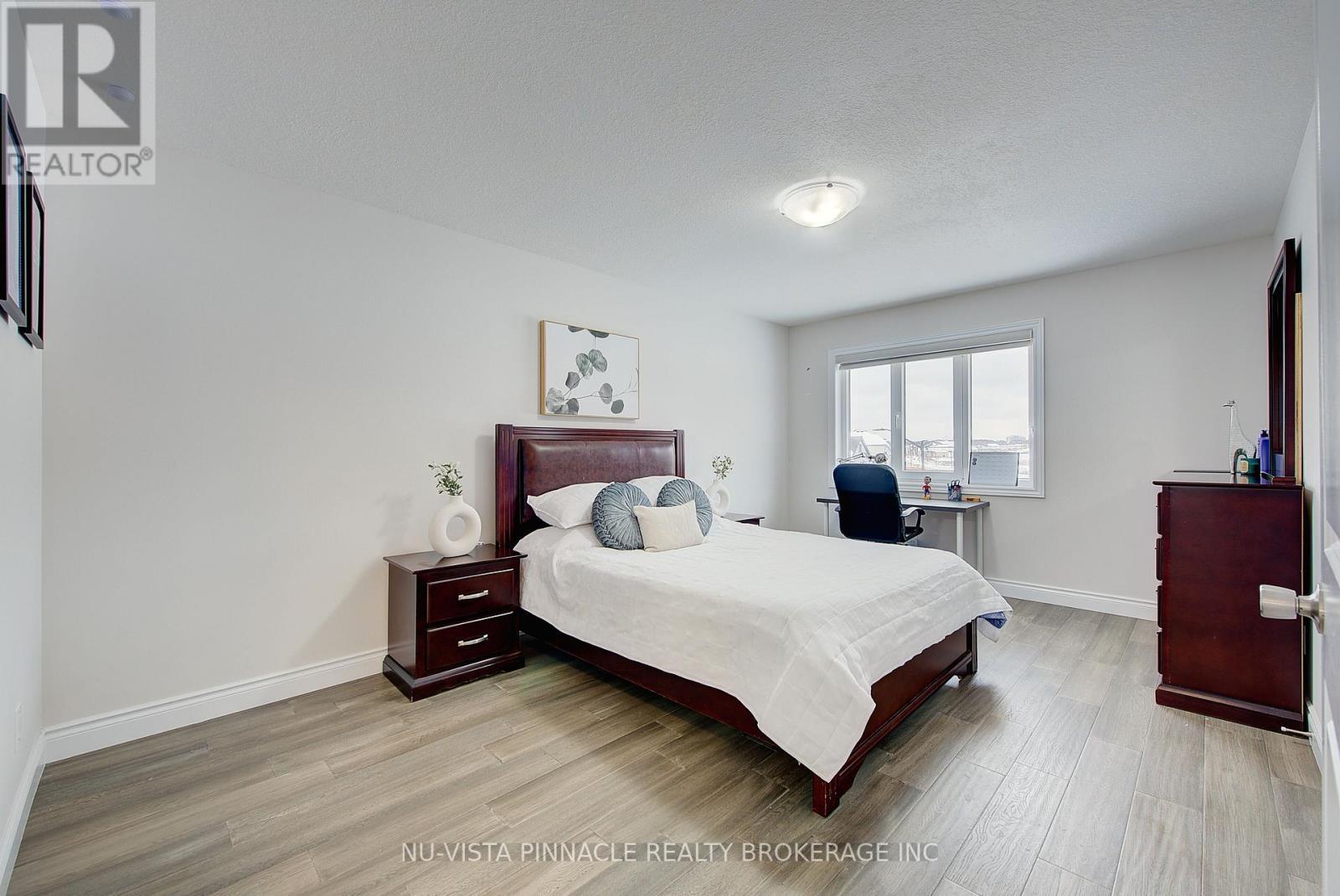 2232 Tripp Drive, London South (South V), ON - Indoor Photo Showing Bedroom