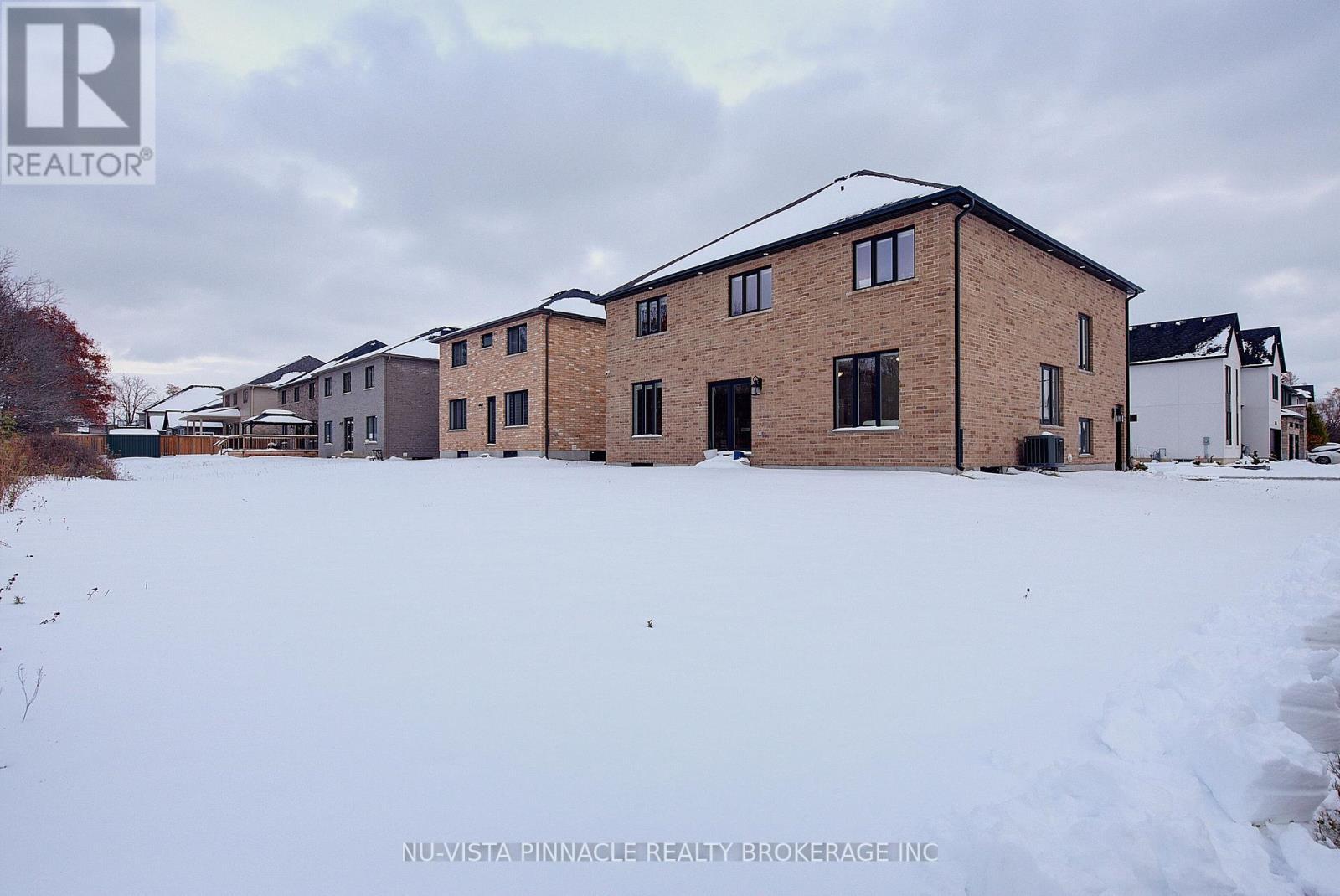 2232 Tripp Drive, London South (South V), ON - Outdoor