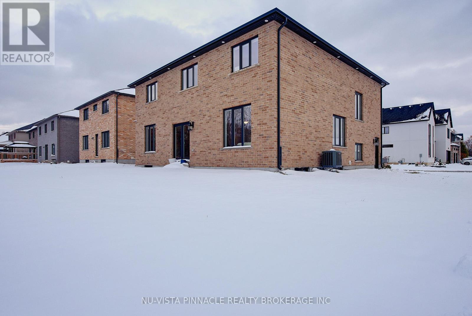 2232 Tripp Drive, London South (South V), ON -