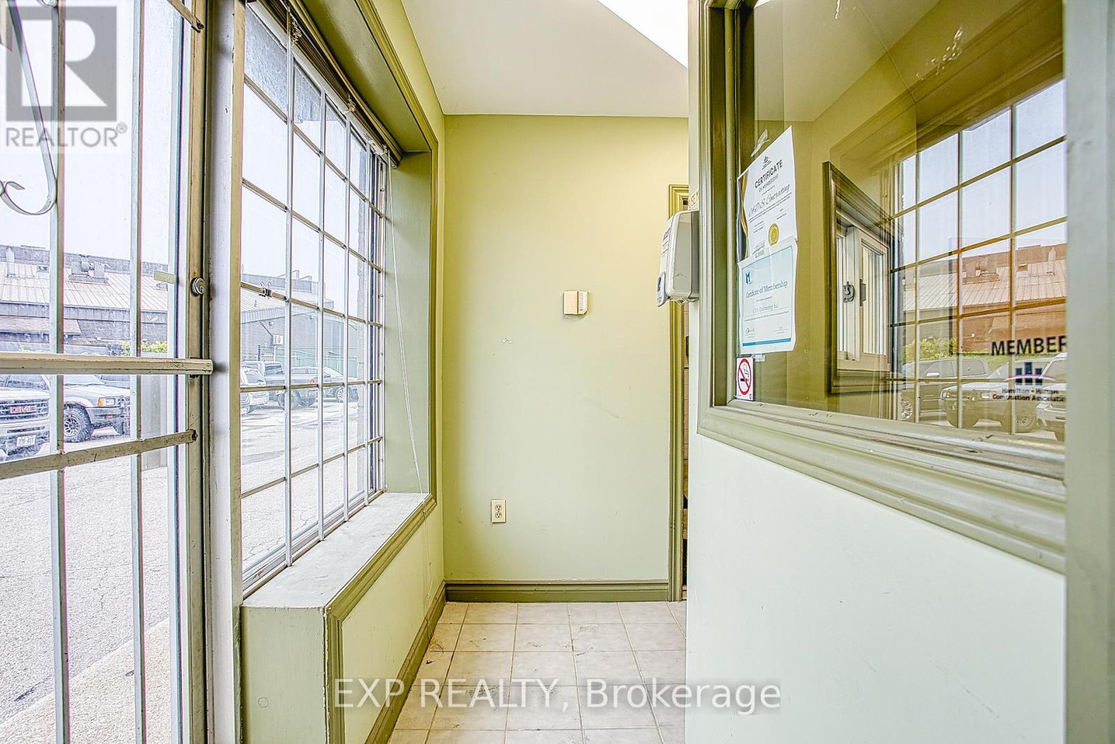 5 - 31 Bigwin Road, Hamilton, ON