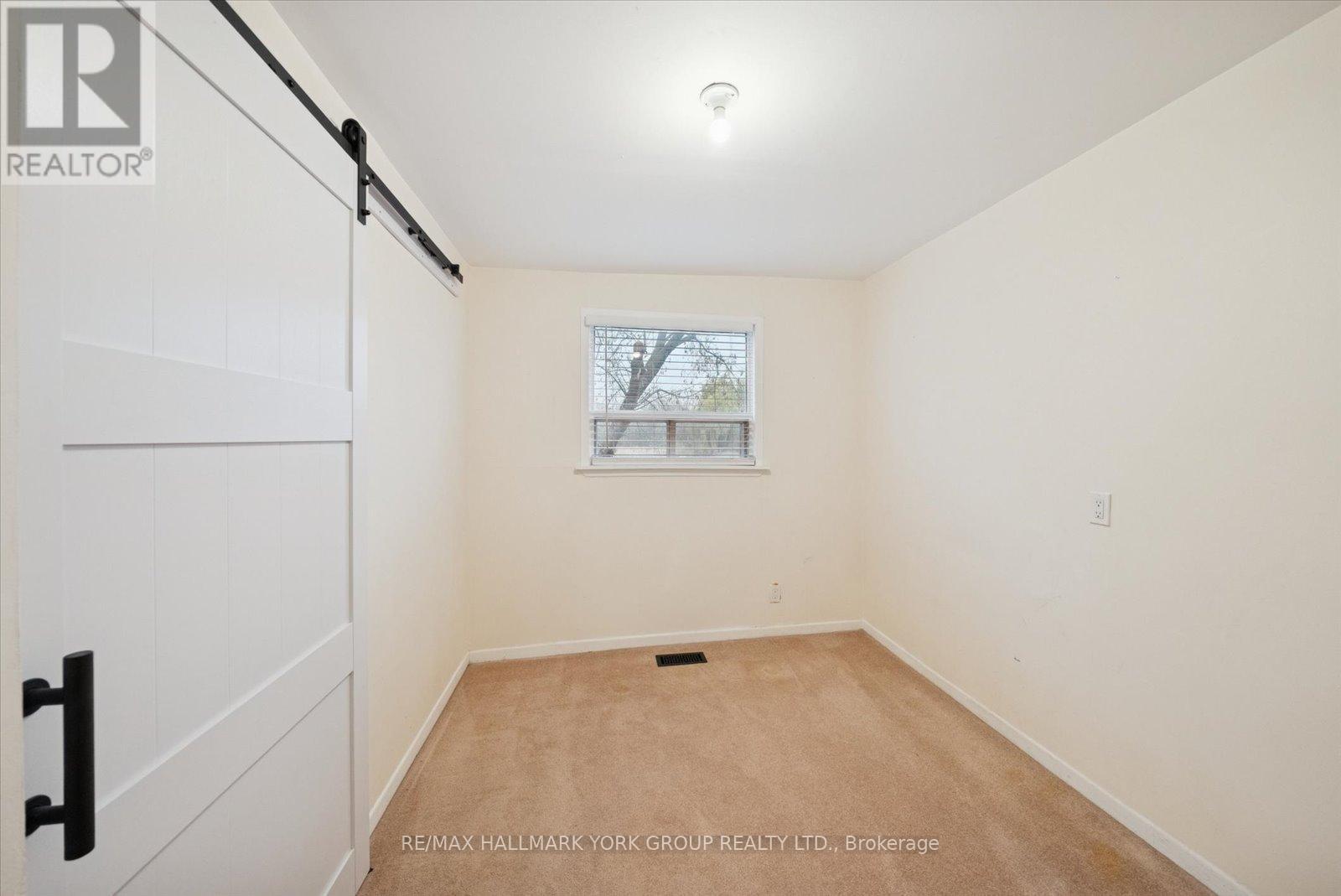 116A High Street, Georgina, ON - Indoor Photo Showing Other Room