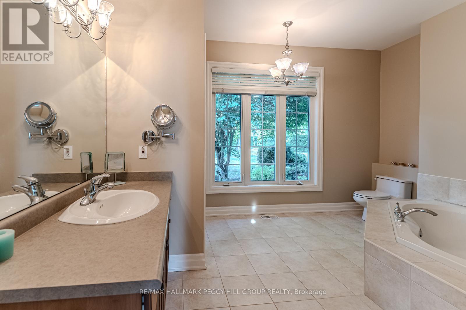 1338 Spyglass Point Road, Ramara, ON - Indoor Photo Showing Bathroom
