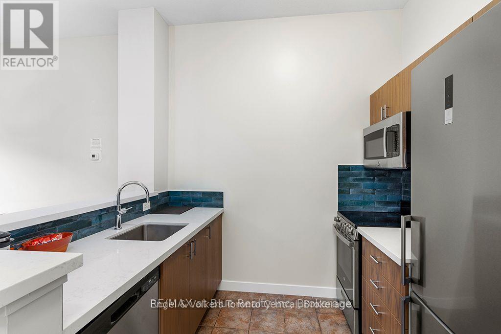 142 - 170 Jozo Weider Boulevard, Blue Mountains, ON - Indoor Photo Showing Kitchen