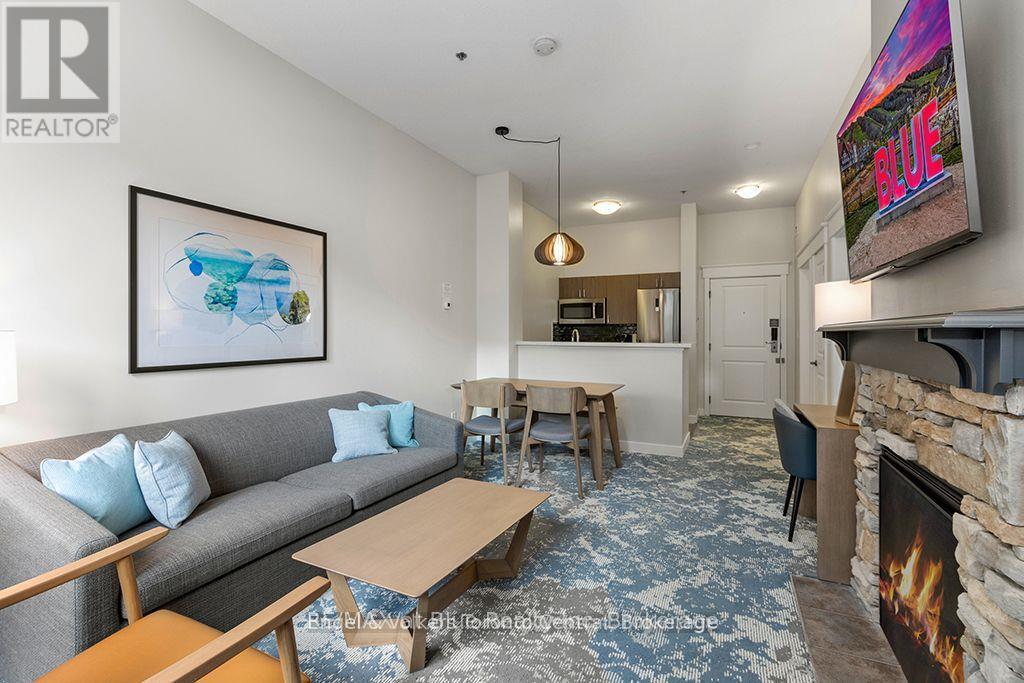 142 - 170 Jozo Weider Boulevard, Blue Mountains, ON - Indoor Photo Showing Living Room With Fireplace