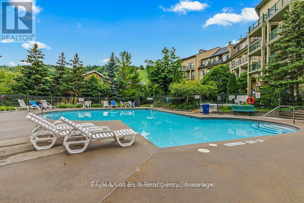142 - 170 Jozo Weider Boulevard, Blue Mountains, ON - Outdoor With In Ground Pool